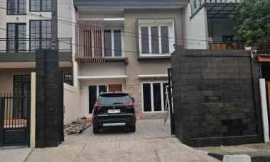 jual dan sewa rumah baru komersial premium di lenteng