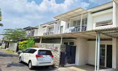 jual de casa residence lakarsantri surabaya rumah baru