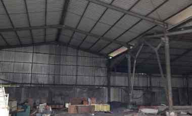 jual gudang lokasi strategis hadap jalan raya