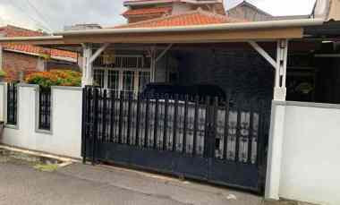 jual rumah bagus shm di jalan kangkung jakarta selatan