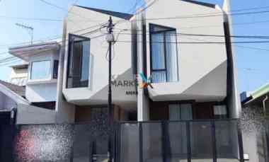 jual rumah baru gress di sutorejo fasad unik