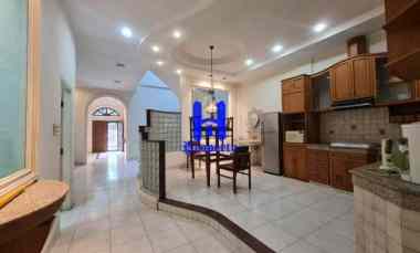 jual rumah baru renov di komplek taman polonia 3 medan