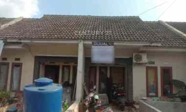 jual rumah di perumahan puri hijau regency