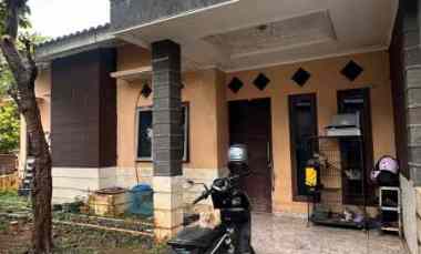 jual rumah hook di komplek graha raya