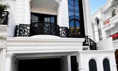 jual rumah jagakarsa 3 lantai berkelas buruan survey