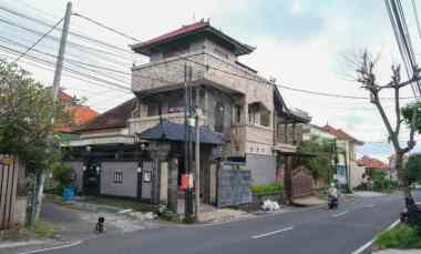 Jual Rumah Mewah Bagus di Jalan Nuansa Utama Kuta Bali
