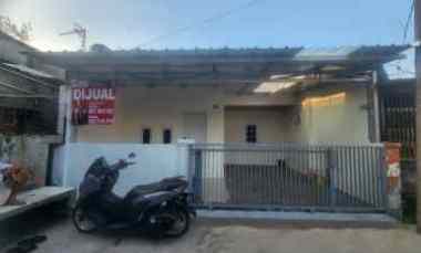 jual rumah nyaman dan strategis