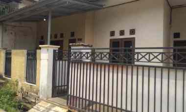 Jual Rumah Secondary Butuh Uang Jatikramat, Bekasi