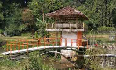 jual tanah dengan semua bangunan dan fasilitasnta