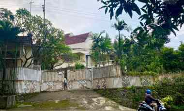 jual villa pandaan strategis di kab pasuruan siap huni
