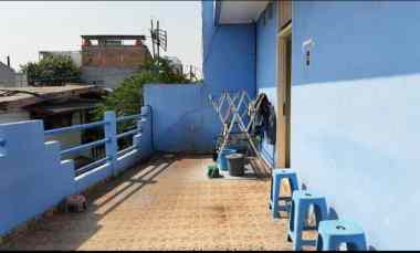 kost biru tomang tinggi strategis nyaman bebas banjir