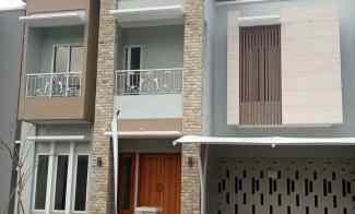 Luxury Home in Townhouse Cipinang Jakarta Timur