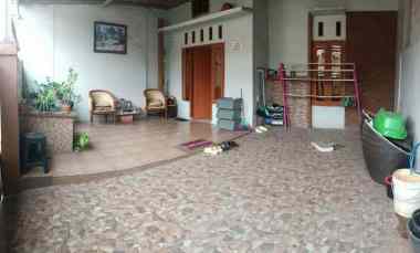 over kredit perumahan bebas banjir tangerang