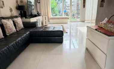 pakuwon city elegant dekat fasum