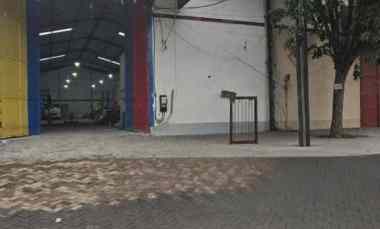 pergudangan margomulyo ada kantor 2 lantai