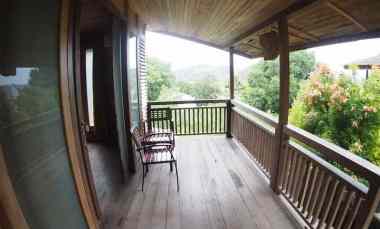 ready ex hotel spring hill labuan bajo