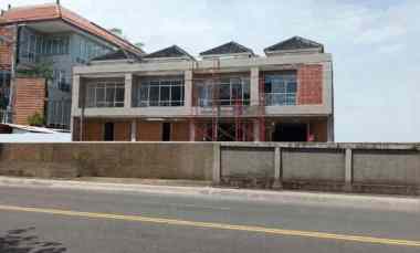 ruko 2 lantai baru 8 unit siap kontrak di denpasar
