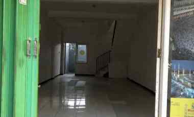 ruko 2 lantai nol jalan nirwana ramai jalan depan