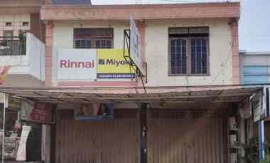 ruko manukan lor strategis