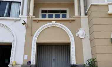 ruko paris junction wisata bukit mas strategis