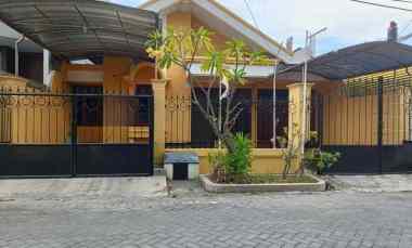 rumah 1 lantai di sutorejo row jalan 2 mobil min 2 th