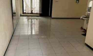 rumah 1 lantai nirwana eksekutif row jalan 3 mobil