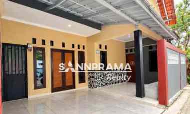 rumah 1 lt tanah 107 di tanah baru depok rinatin