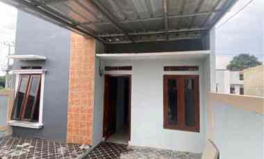 rumah 100 jutaan dekat stasiun cilejit