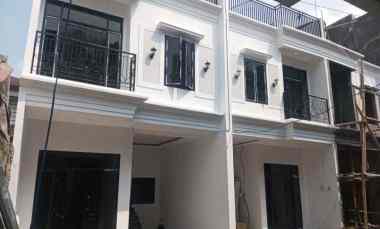 gambar rumah 2 5 lantai termurah di kahfi 1 jagakarsa