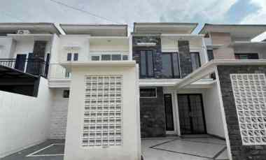 rumah 2 lantai 3 kamar tidur