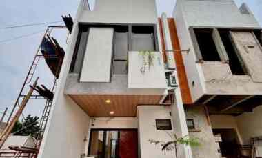 Rumah 2 Lantai,5 menit ke Stasiun Depok Lama