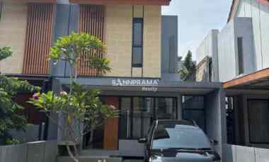 rumah 2 lantai dalam cluster bali resort bogor iml