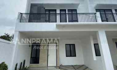 rumah 2 lantai dekat mall the park sawangan depok