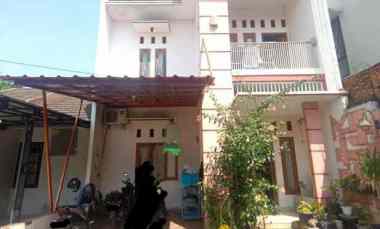 rumah 2 lantai dekat smp 6 depok