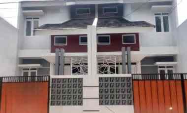 rumah 2 lantai di bumi anggrek bekasi utara
