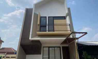 rumah 2 lantai di cilangkap jakarta timur