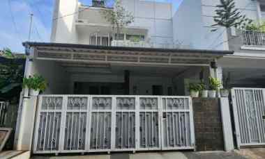 rumah 2 lantai di pondok kelapa jakarta timur