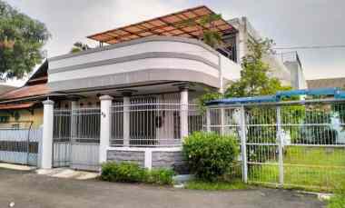 rumah 2 lantai full furnished di antapani bandung kota