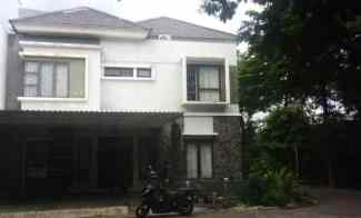 Rumah 2 Lantai, Hook, SHM, di Metland Menteng, Cakung