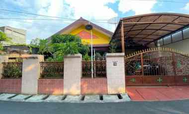 rumah 2 lantai jantung kota semarang dekat udinus