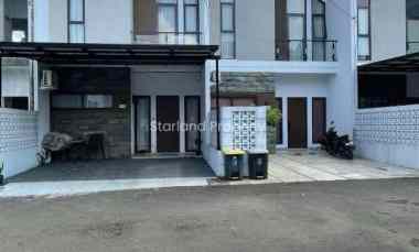 rumah 2 lantai konsep scandinavian di ciputat bintaro