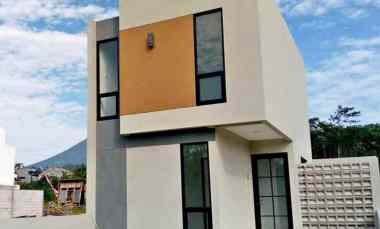 rumah 2 lantai modern minimalis di pandanlandung