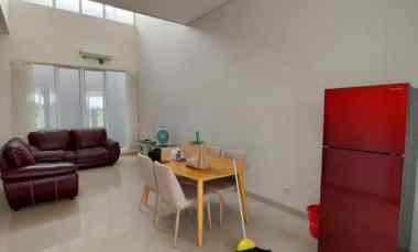 rumah 2 lantai puri galaxy minim 2 thn