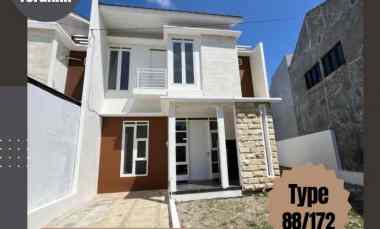 rumah 2 lantai ready stock type 88 ponorogo