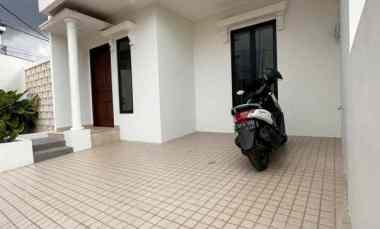 rumah 2 lantai readystok dekat lrt cikunir bekasi