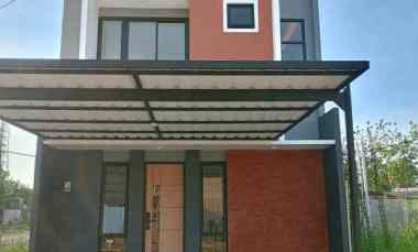 rumah 2 lantai selangkah ke universitas pamulang