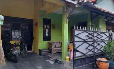 Rumah 2 Lantai Siap Huni dekat Samsat Tegal