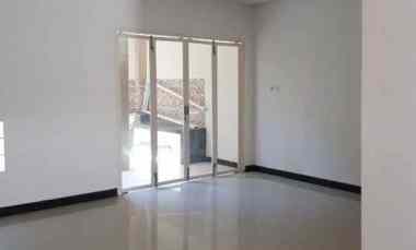 rumah 2 lantai siap huni di babatan pantai