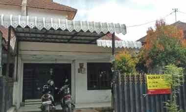 Rumah 2 Lantai Siap Huni Lokasi Blimbing Kota Malang
