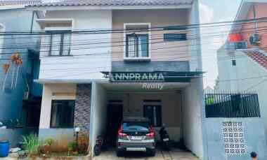 rumah 2 lantai strategis di grogol depok